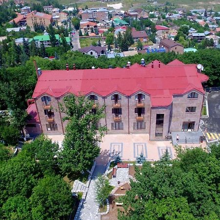 Alpina Resort By Stellar Hotels, ซากาดซอร์ ภายนอก รูปภาพ
