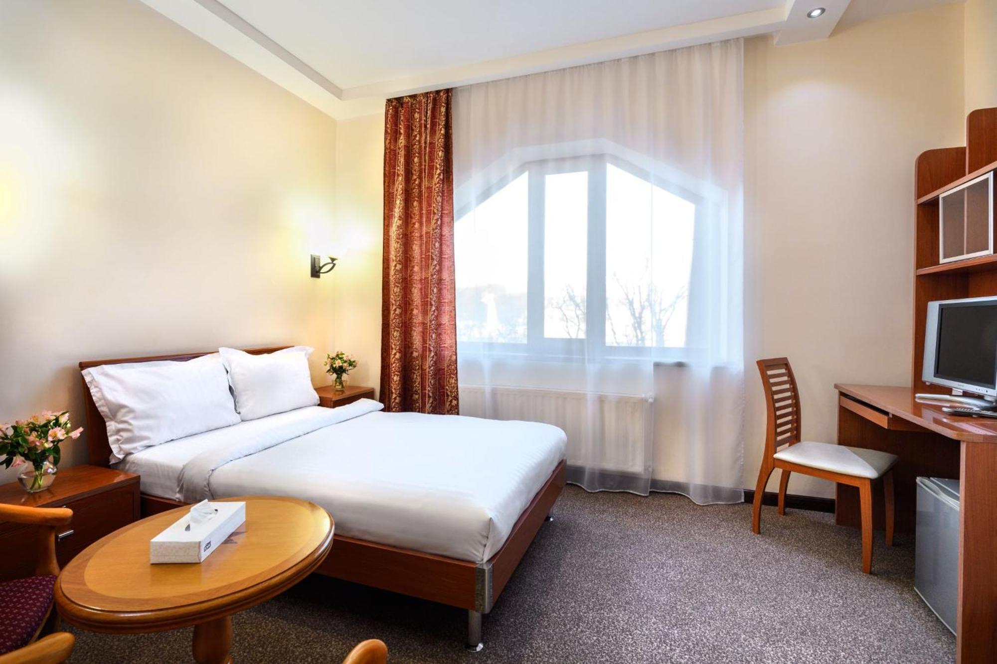 Alpina Resort By Stellar Hotels, ซากาดซอร์ ภายนอก รูปภาพ