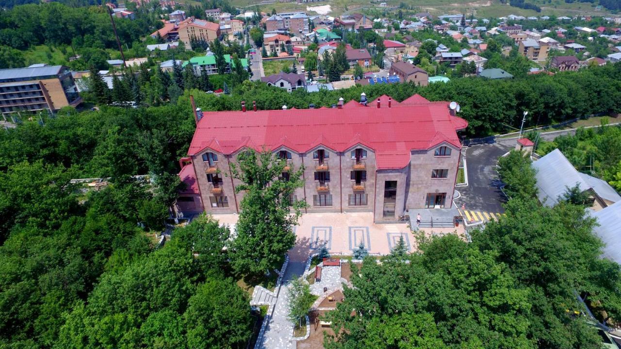 Alpina Resort By Stellar Hotels, ซากาดซอร์ ภายนอก รูปภาพ